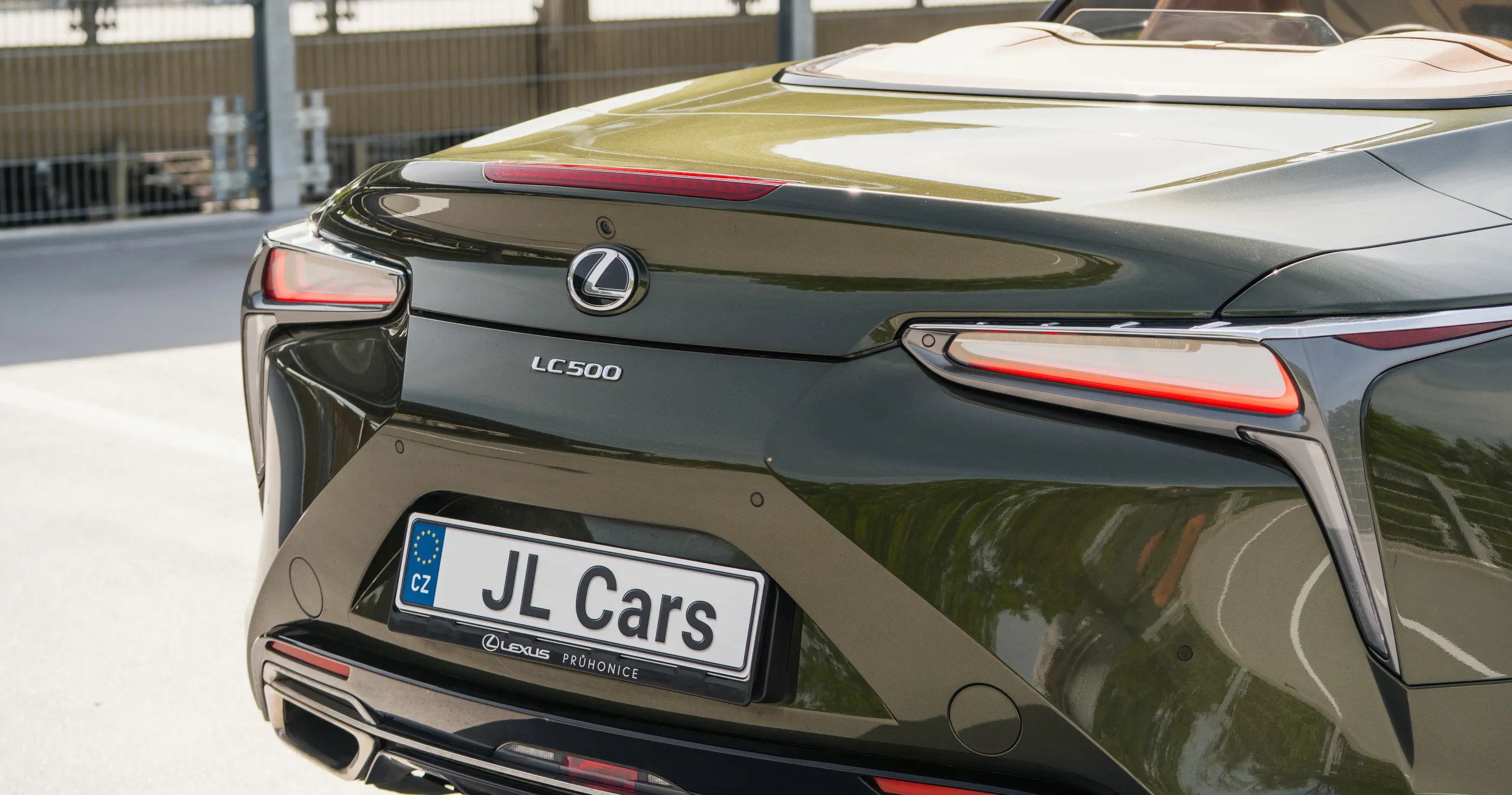 Lexus LC 500 Convertible Sport+ 2021 – fotografie 10 z 16