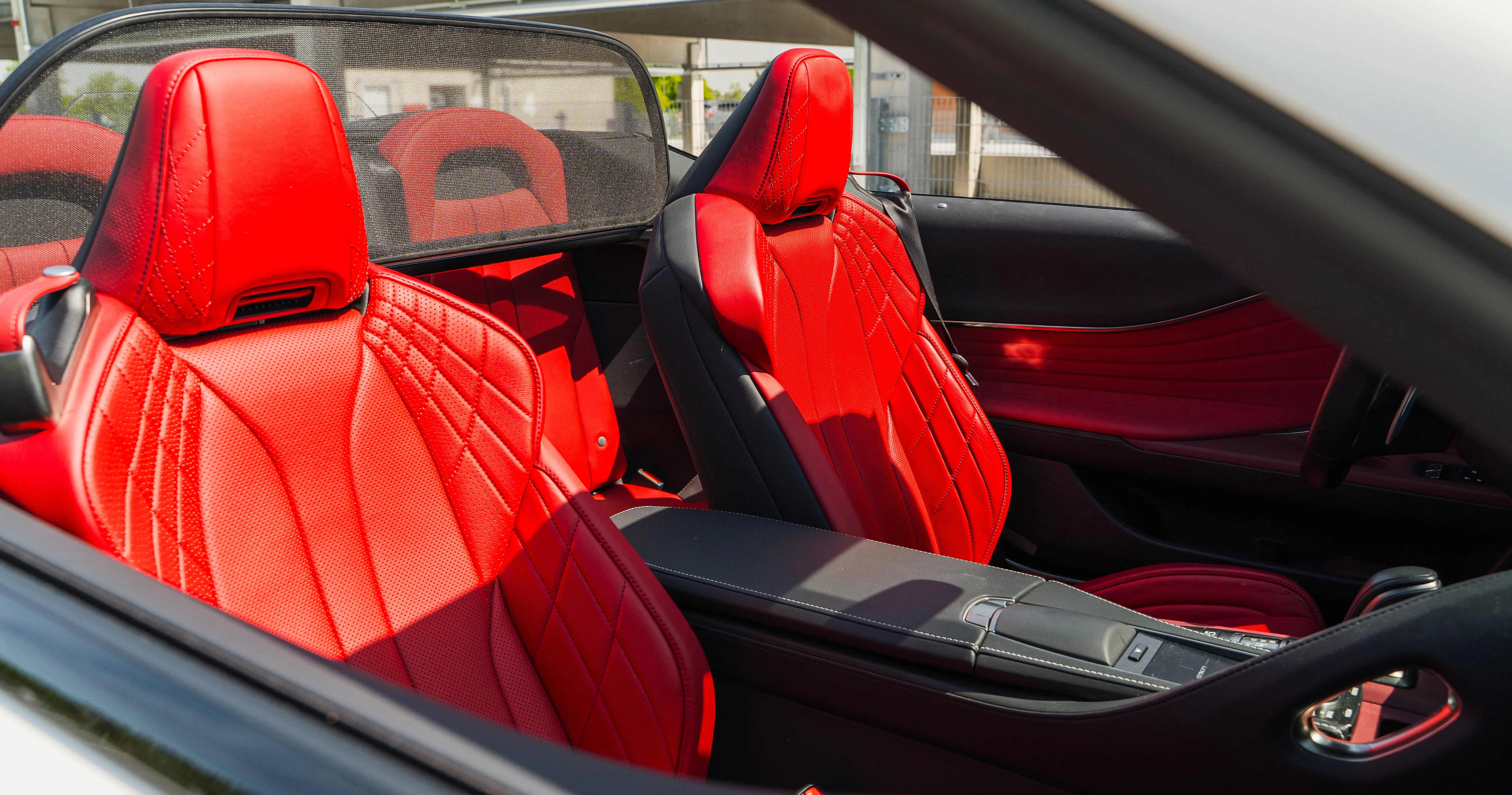 Lexus LC 500 Convertible Sport+ - Image 9