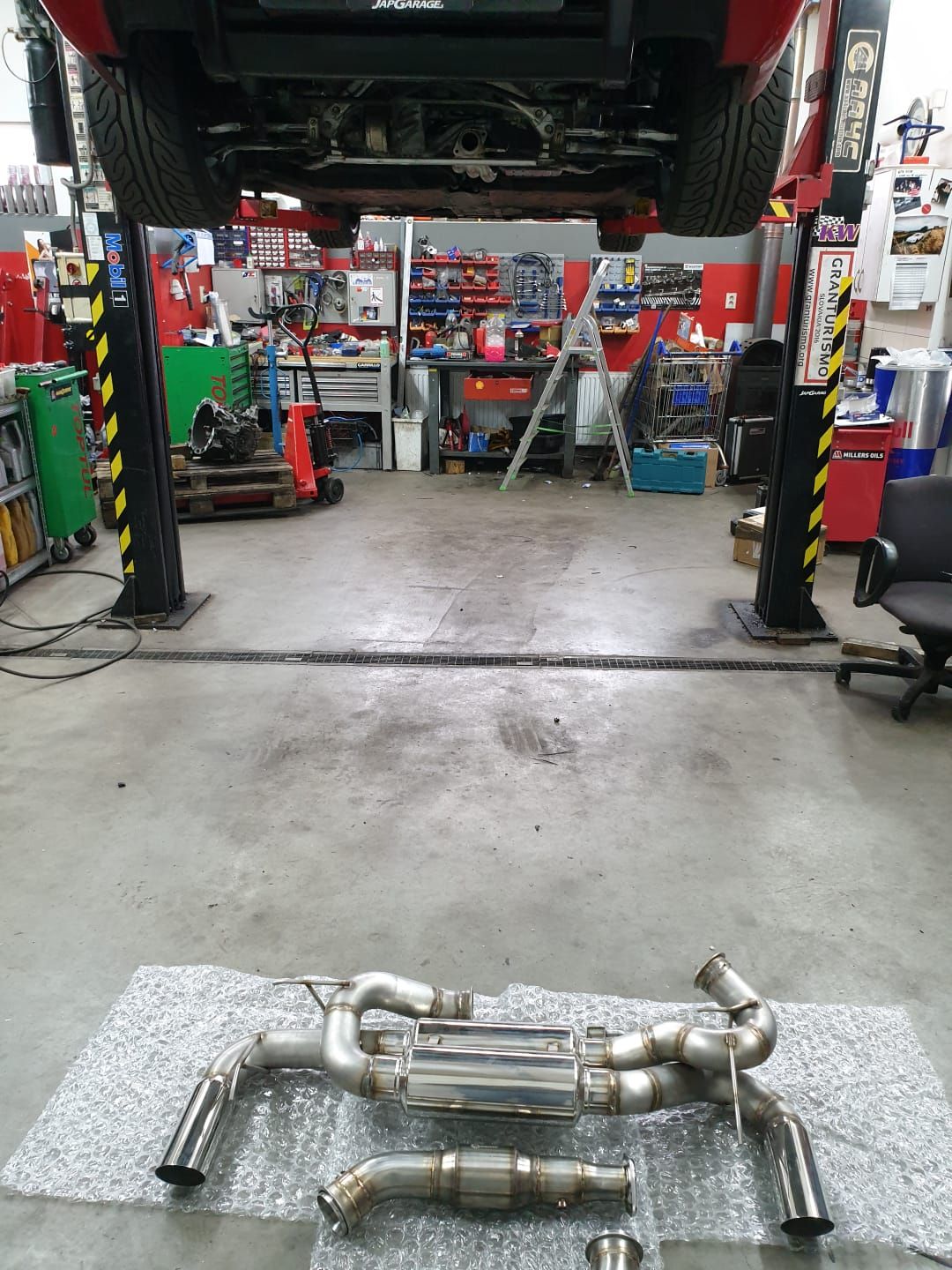 Honda NSX renovation - Image 28